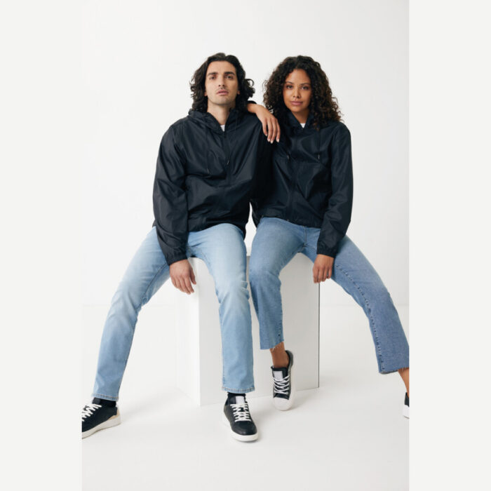 Iqoniq Logan recycled polyester lightweight jacket